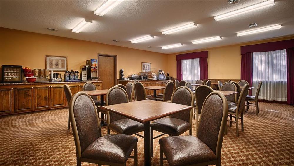 威金斯美洲最佳价值酒店 Wiggins 餐厅 照片